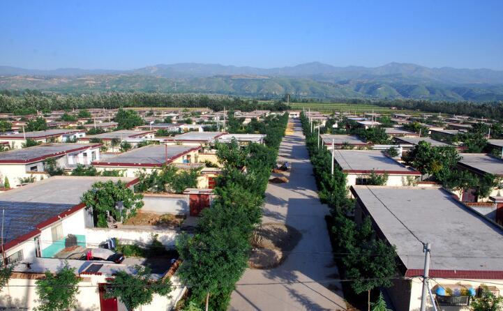 小型秸稈顆粒機的出現(xiàn)對新農(nóng)村建設(shè)起到很大的幫助 小型秸稈顆粒機的出現(xiàn)對新農(nóng)村建設(shè)起到很大的幫助