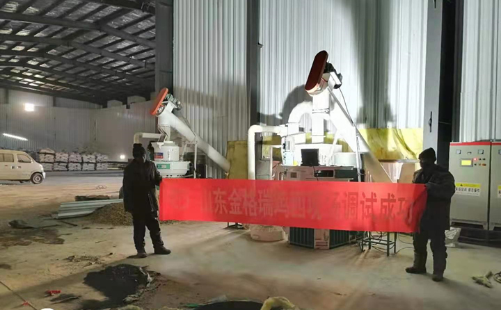 雞西顆粒機調(diào)試成功圖片